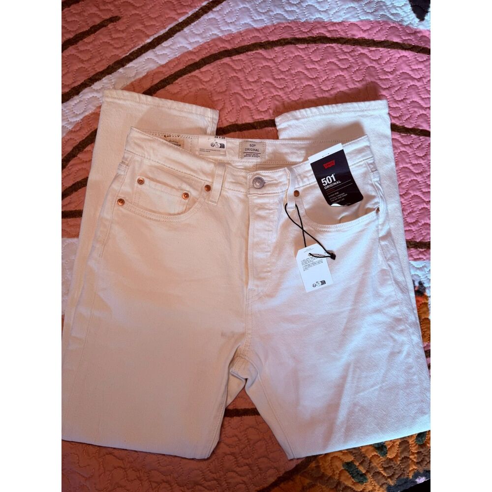 NWT Levi’s Premium 501 Original White High Rise Straight Jeans 28x28